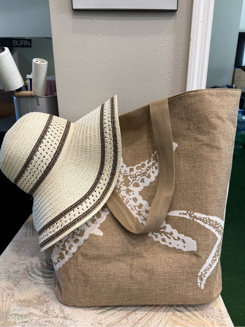 Beach combo. Tote + hat